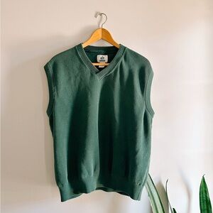 Vintage Men's Dark Green Sleeveless Sweater